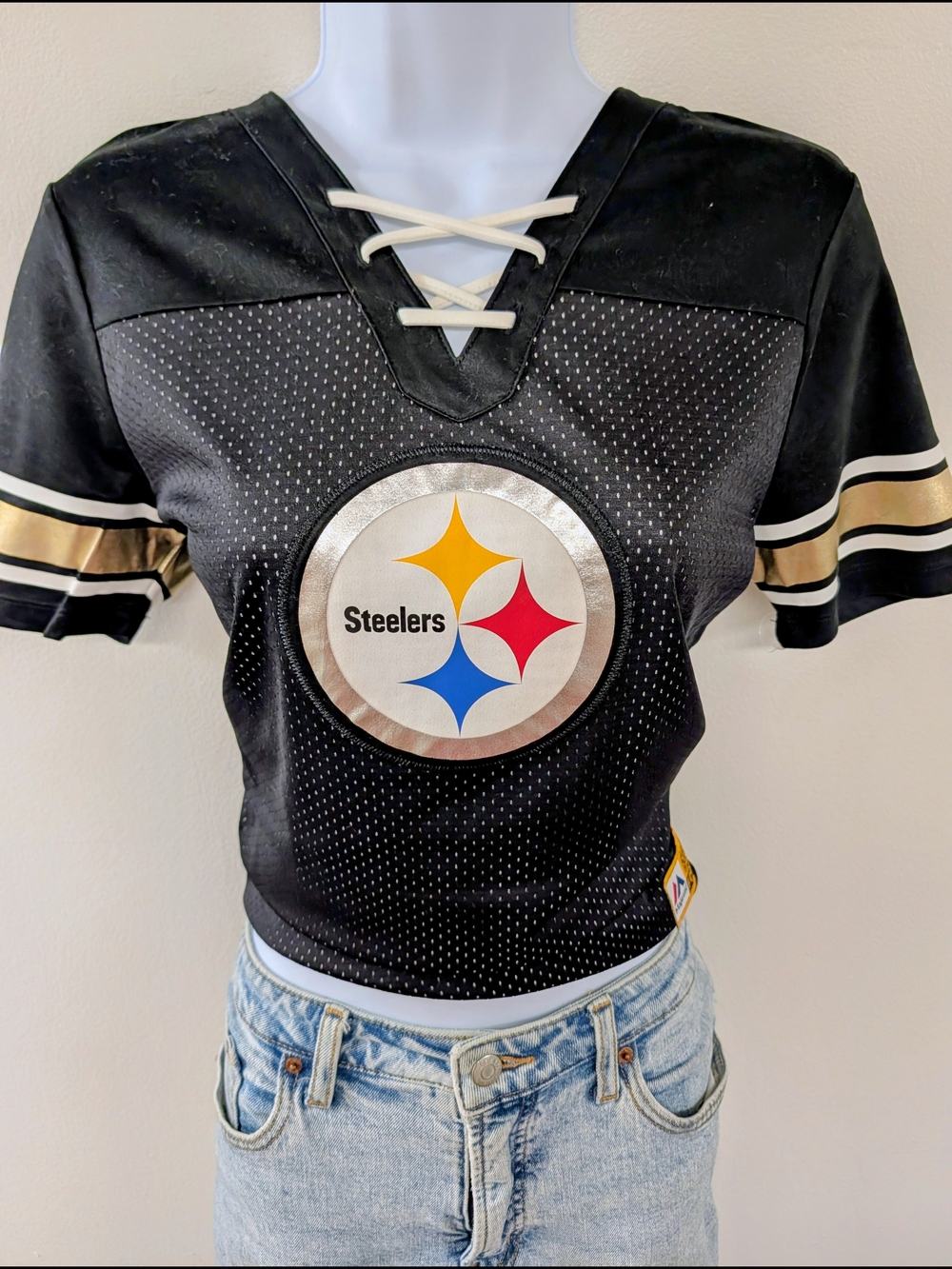 Majestic Black Jersey with Gold Football Patch - Picture 3 of 10